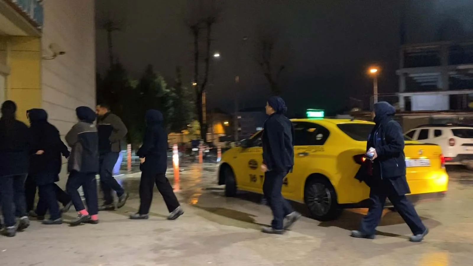 Bursa'da gıda zehirlenme şüphesiyle 20 işçi hastaneye kaldırıldı