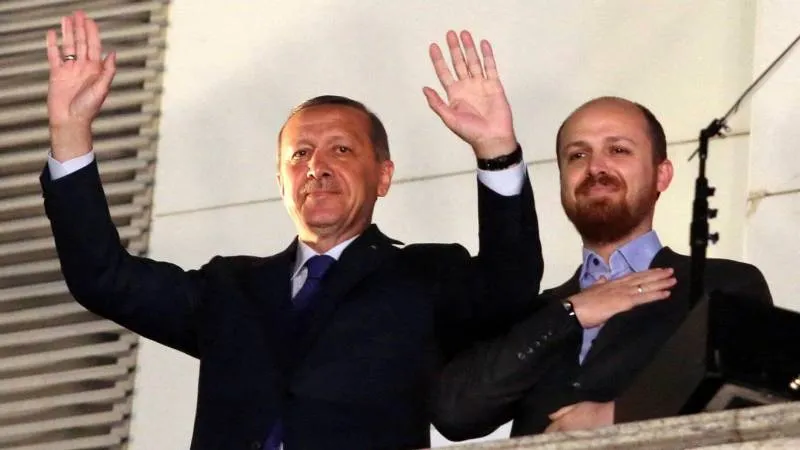 BirGün yazarı Aydın'dan AKP kulisi: Erdoğan, genel başkanlığı kasım ayında oğlu Bilal Erdoğan'a bırakacak