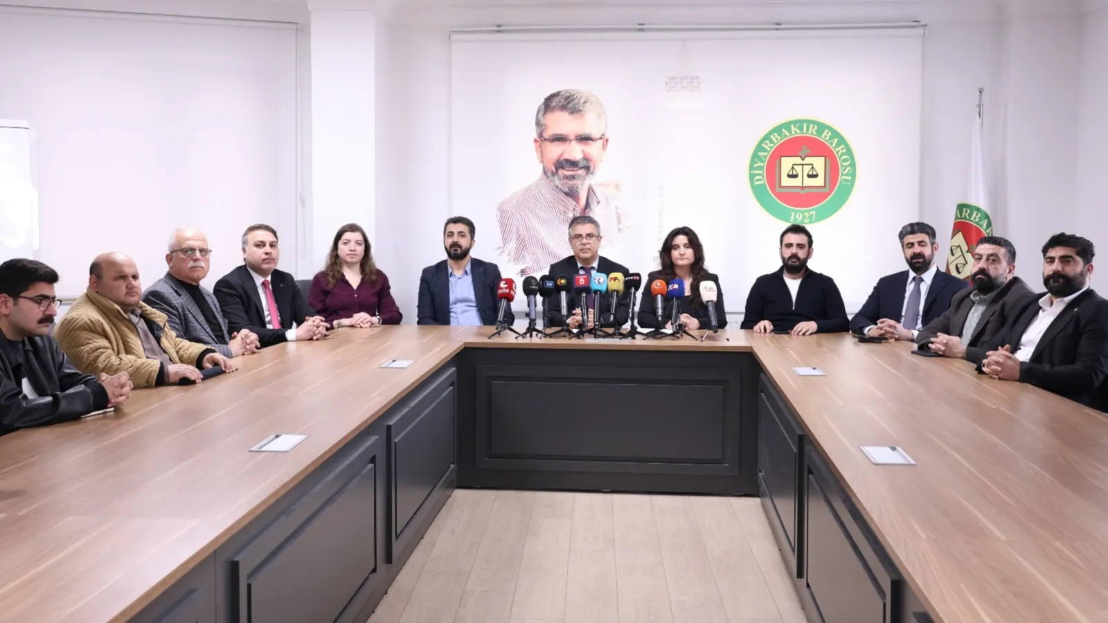 Diyarbakır Barosu’ndan “Toplumsal Barış ve Entegrasyon” raporu: TMK yürürlükten kaldırılmalı, onarıcı adalet esas alınmalı