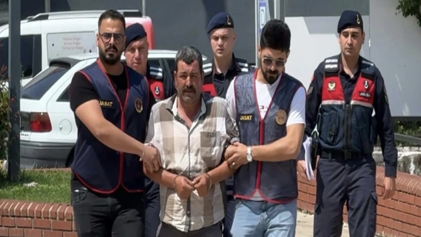 Arkadaşını öldürdüğü gerekçesiyle müebbet hapse çarptırılan sanık: Olmasaydı iyiydi