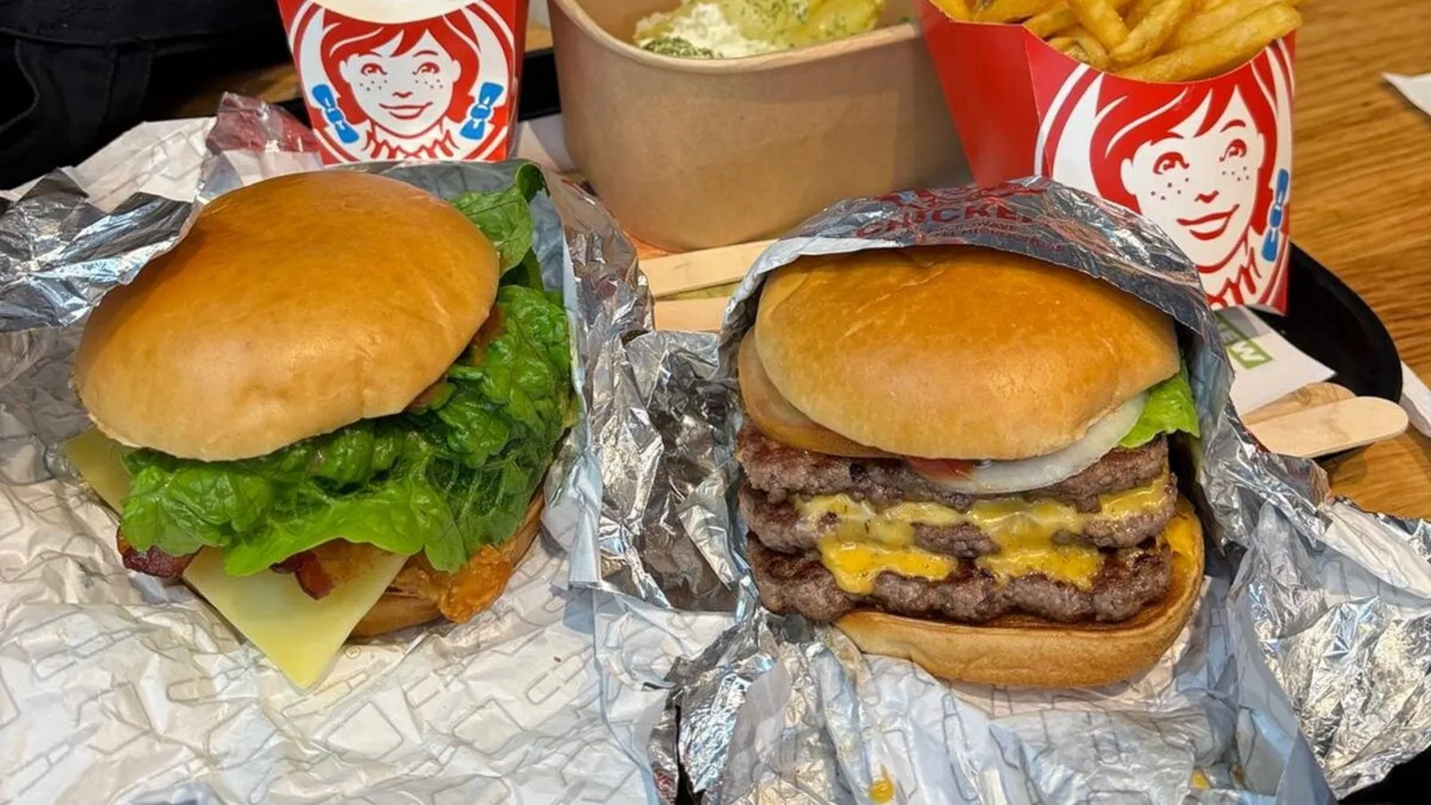 Fast food devi 350 şubesini kapatacak!