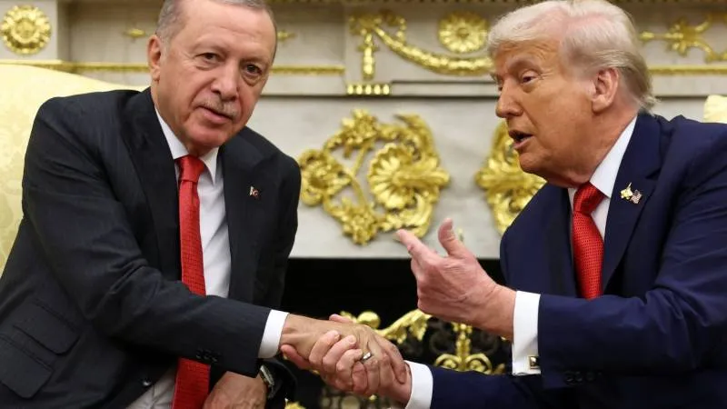 Trump, "İran'a çok sert bir şekilde saldıracağız" dedi, Erdo