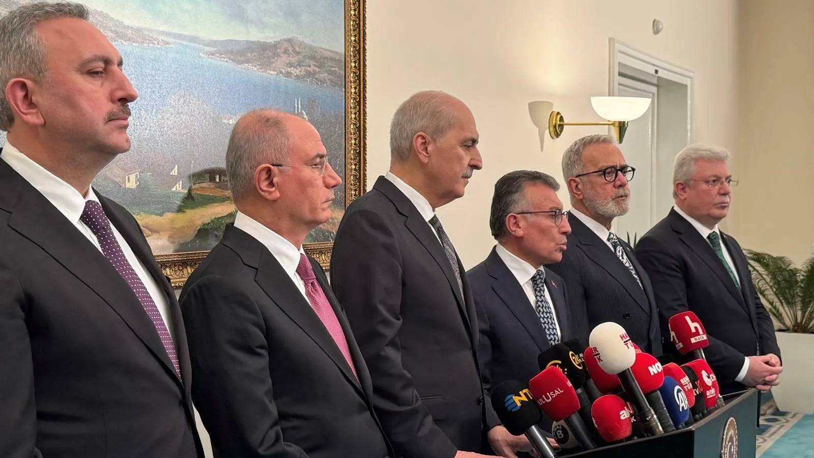 TBMM Başkanı Numan Kurtulmuş'tan AKP'ye çerçeve yasa ziyareti: Taslak üzerinde çalışılıyor