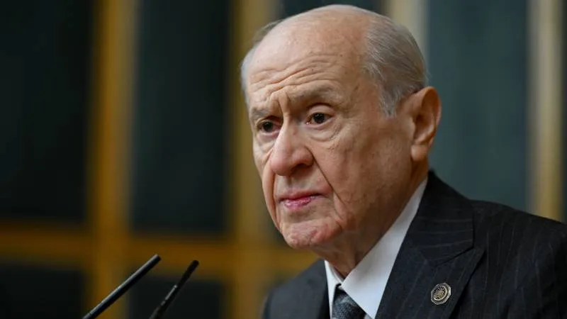 Bahçeli'den CHP'ye: Yemin merasiminde TBMM'nin saygınlığına leke düşüren zihniyeti kınıyorum, haddinizi bilin!