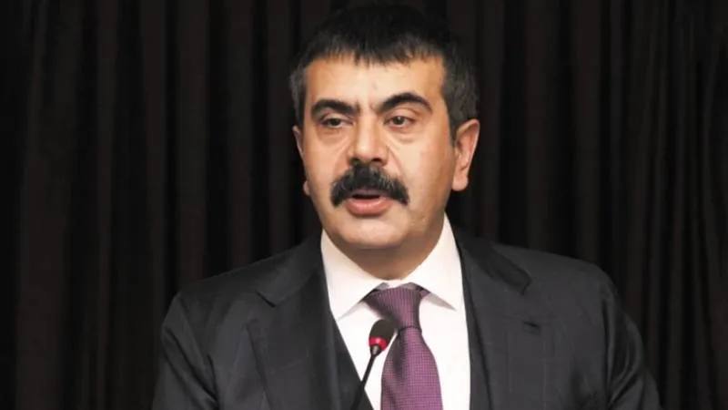 Milli Eğitim Bakanı’ndan Özgür Özel’e “küfürlü mesaj” tepkisi: Özrü kabahatinden büyük, tasvip edilecek hiçbir tarafı yok