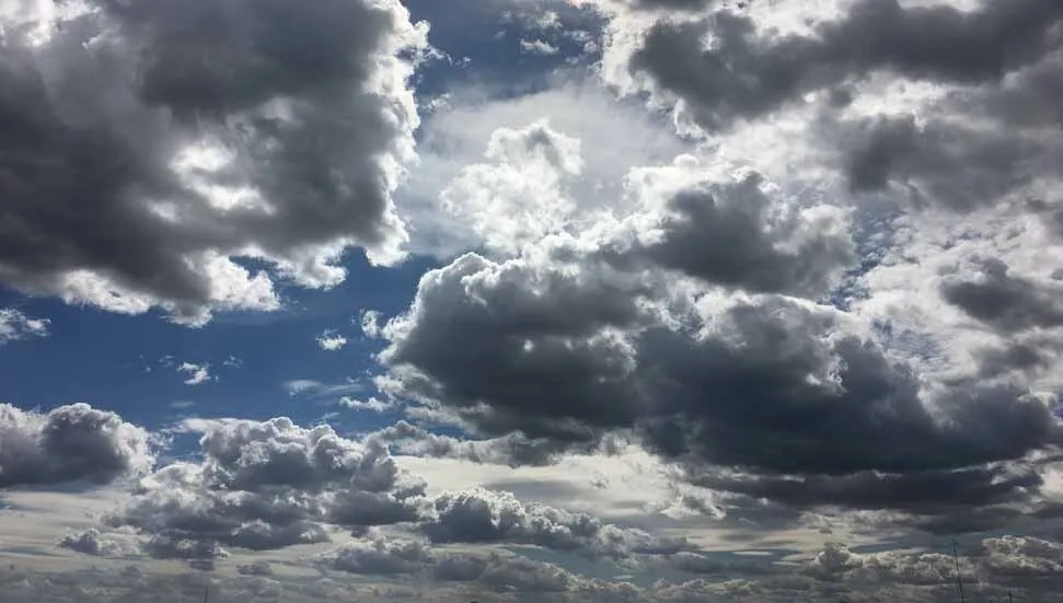 <p>Meteoroloji Genel M&uuml;d&uuml;rl&uuml;ğ&uuml;&rsquo;ne g&ouml;re &uuml;lke genelinde hava par&ccedil;alı ve &ccedil;ok bulutlu olacak.</p>