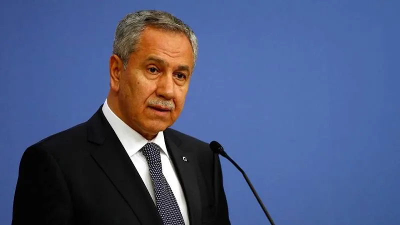 Bülent Arınç'tan yeni parti iddialarına yanıt: 