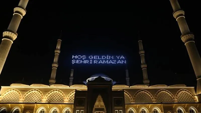 İstanbul Valiliği’nden ramazan genelgeleri: Süsleme ve ışıklandırma yapılacak, iftarlar dezavantajlı gruplarla gerçekleştirilecek