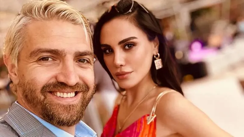 Caner Erkin, eşi Şükran Ovalı'yla nasıl tanıştıklarını anlattı: Elim havada kaldı, "en büyük Beşiktaş" dedi