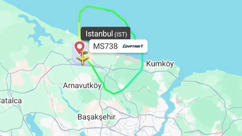 Uçakta 'duman' paniği: İstanbul-Kahire uçağı acil iniş yaptı