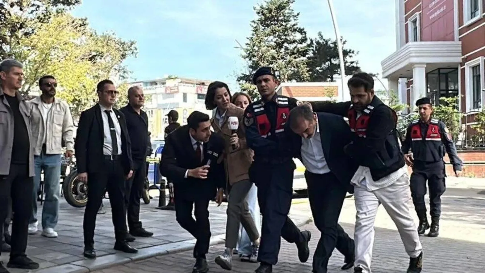 "Yenidoğan çetesi" savcısı Yavuz Engin'e tehdit davasında mütalaa: Mustafa Kemal Zengin hakkında 8 yıla kadar hapis cezası talep edildi