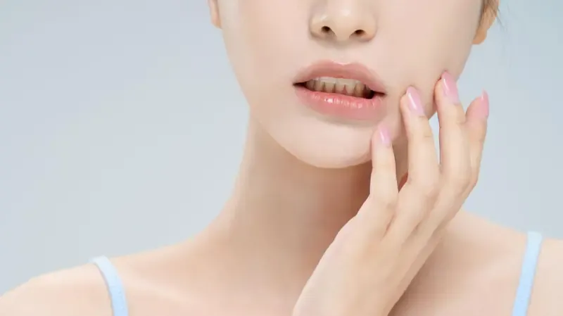 Çilek, domates, turunçgiller: Aft riskini artıran sürpriz besinler