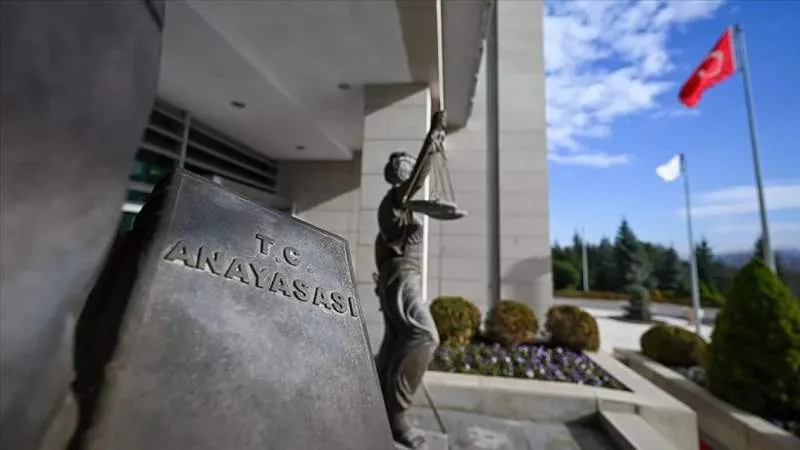 Kurumlar, güç ve sınırlar: Çoğulcu demokrasilerde yürütmenin denetimi neden hayati?