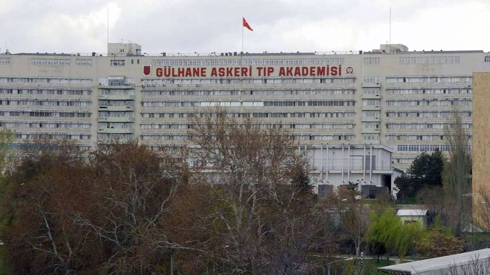 Askeri hastanelerin yeniden açılacağı söylenmişti: Yeni yönetmelikten "Askeri Hastaneler, GATA ve Haydarpaşa Askeri Hastanesi" ifadeleri çıkarıldı