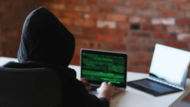 Kişisel verileri çalan siber çeteye operasyon: Kart kopyalama ve veri tabanlarına sızma eğitimleri vermişler!