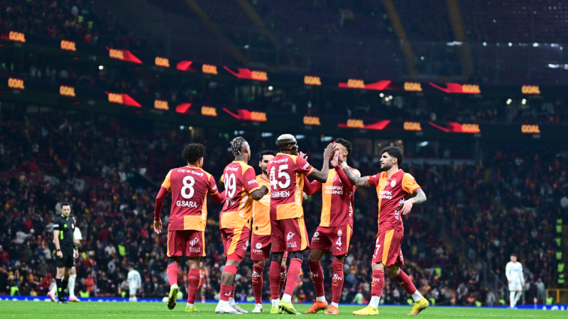 Spor yazarları, Galatasaray'ın Alanyaspor galibiyetini yorumladı: Sahanın her metrekaresine nüfuz eden bir enerji santrali