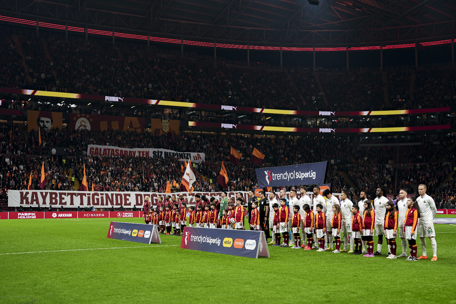 Spor yazarları, Galatasaray'ın Alanyaspor galibiyetini yorumladı: Sahanın her metrekaresine nüfuz eden bir enerji santrali