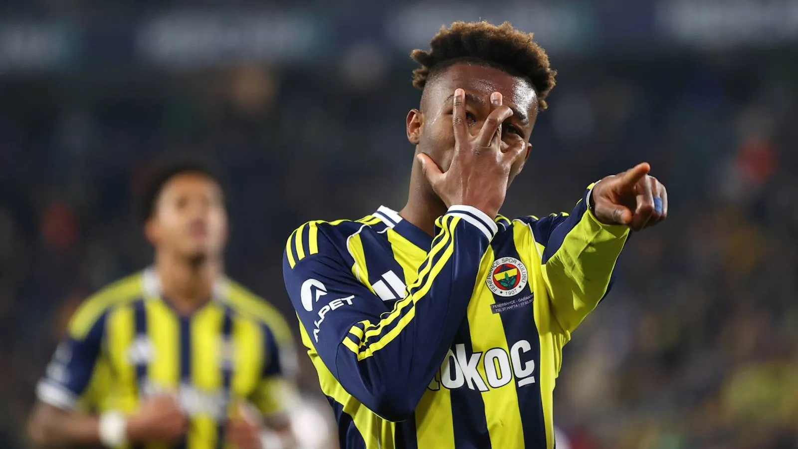 RT @T24spor: Fenerbahçe'nin hoca adayı, Nene'yi gözüne kestirdi