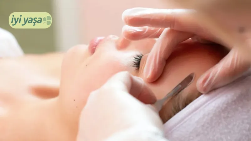 Dermaplaning: Yüz tüylerini giderirken cildinizi riske atıyor musunuz?