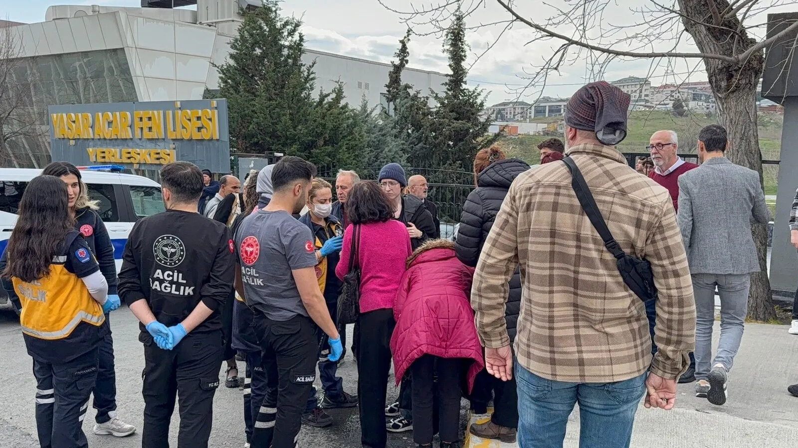 Kimya laboratuvarında patlama: 4 öğrenci hastaneye kaldırıldı!