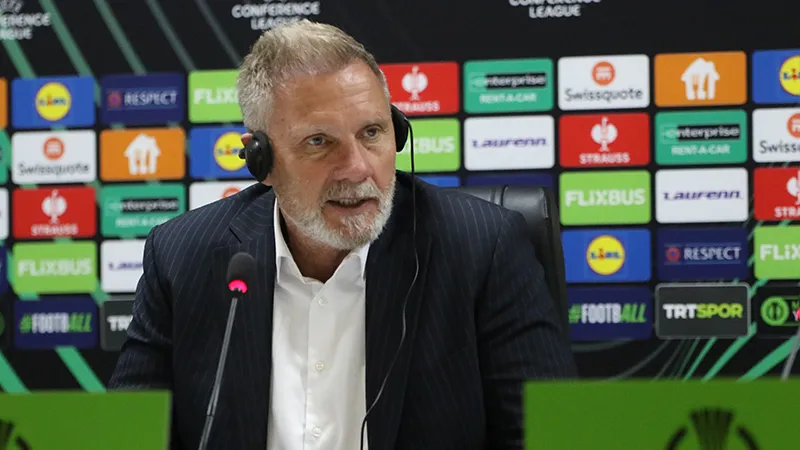 PFDK'dan Samsunspor teknik direktörü Thorsten Fink'e 3 maç men cezası