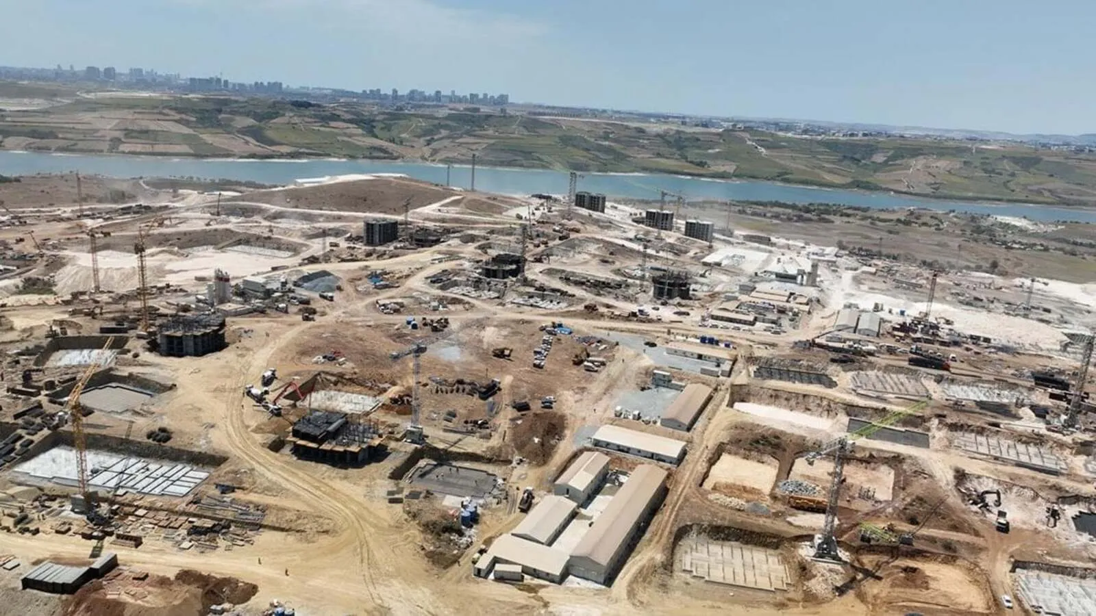 Katar Emiri'nin annesinin de arazisi vardı: Bakanlık ve TOKİ, Sazlıdere için bilirkişi raporuna karşı Cumhurbaşkanı kararını gösterdi