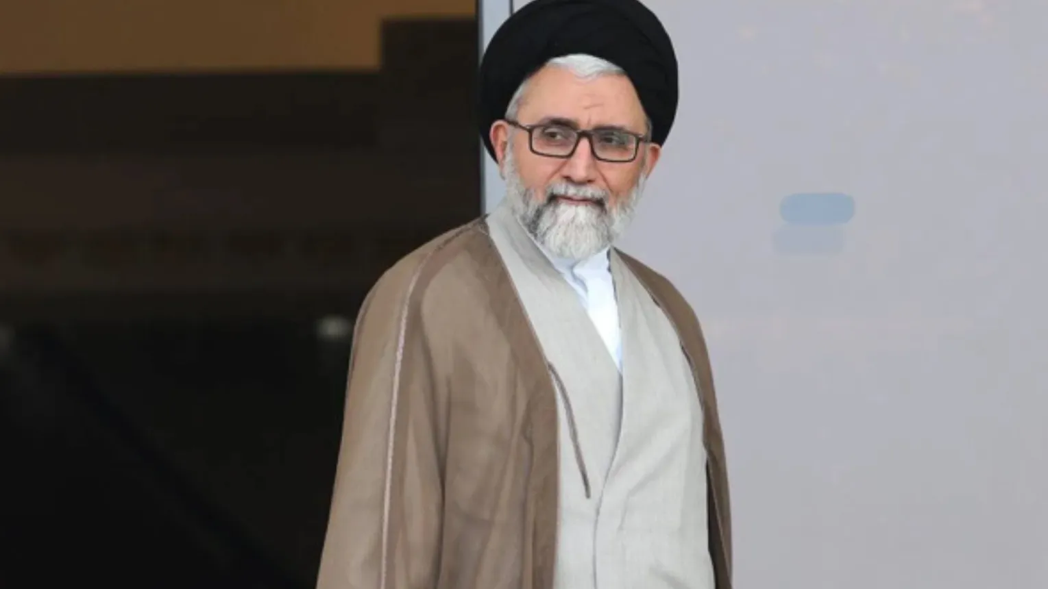 İran, İstihbarat Bakanı İsmail Hatib'in öldürüldüğünü doğruladı