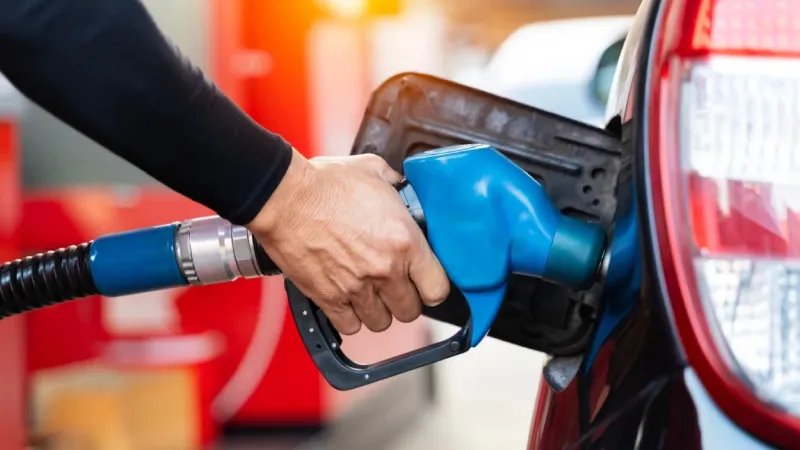 İndirim kısa sürdü: Akaryakıta dev zam geldi!