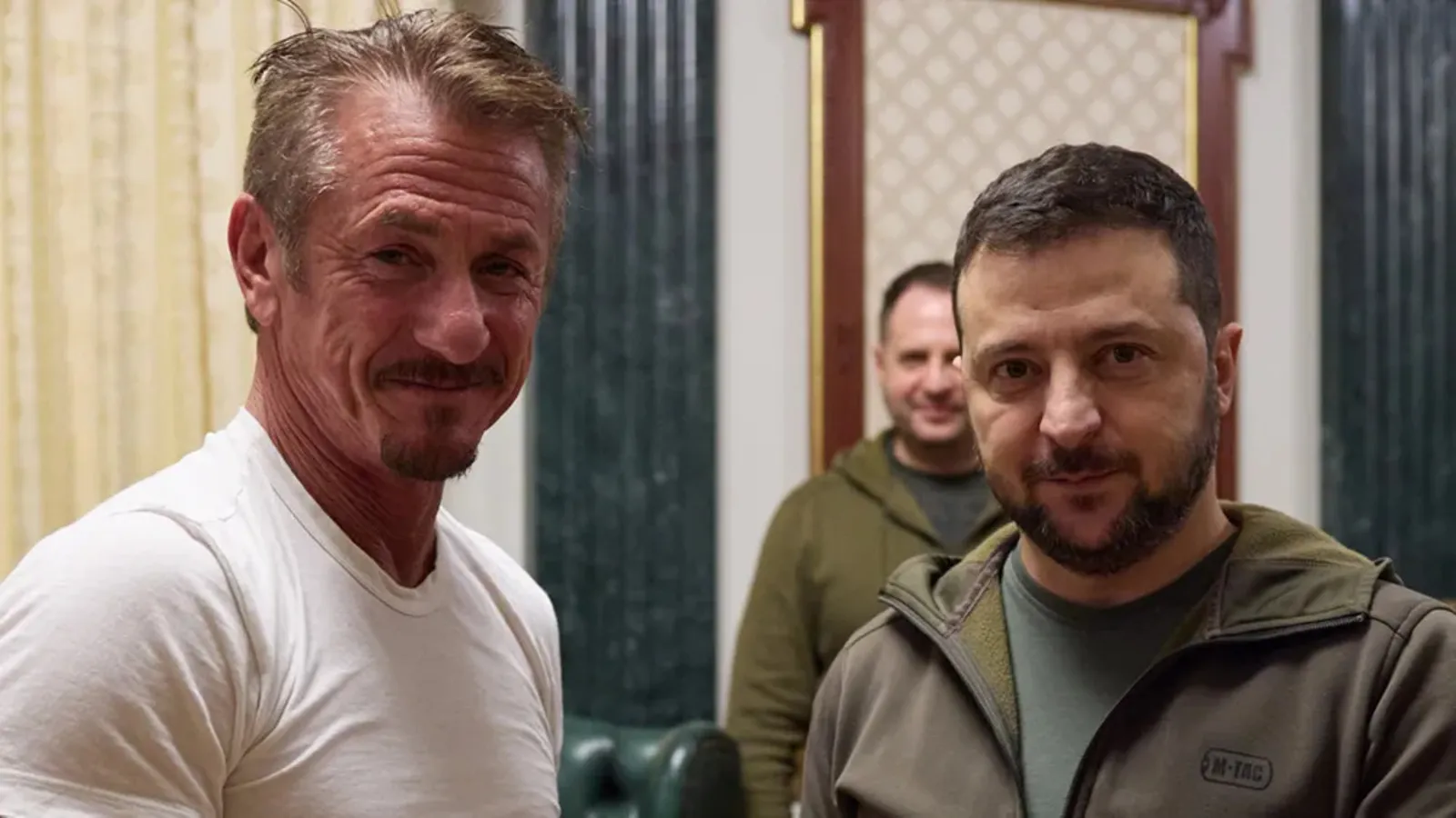 Sean Penn, Oscar töreni yerine Ukrayna’yı seçti