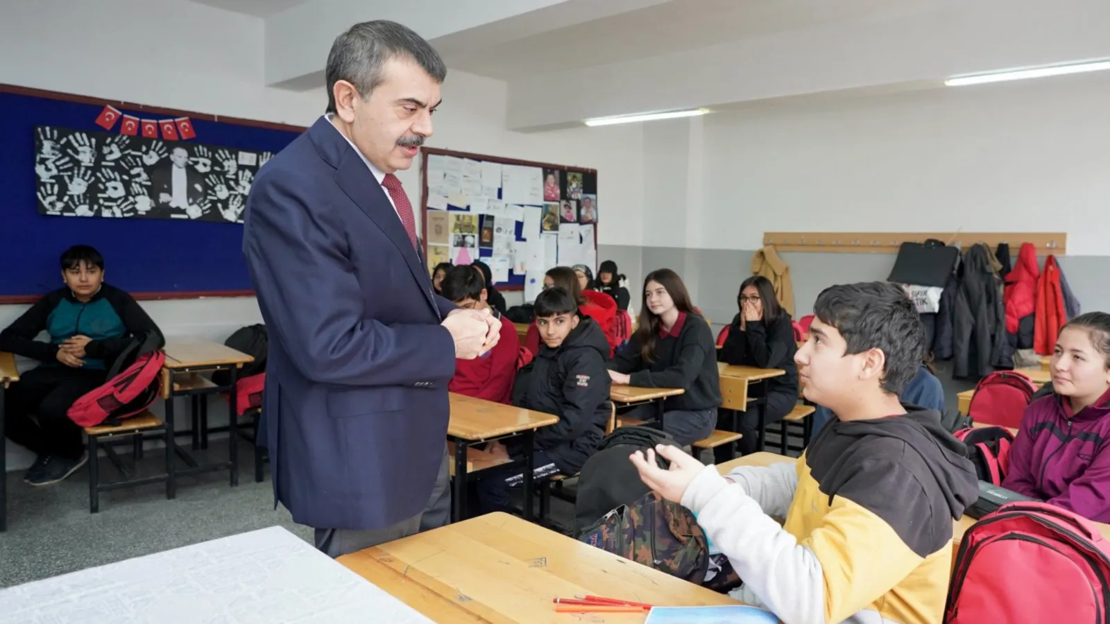Ders kitabında "Ergenekon" krizi: Tepki sonrası dijital baskı değişti