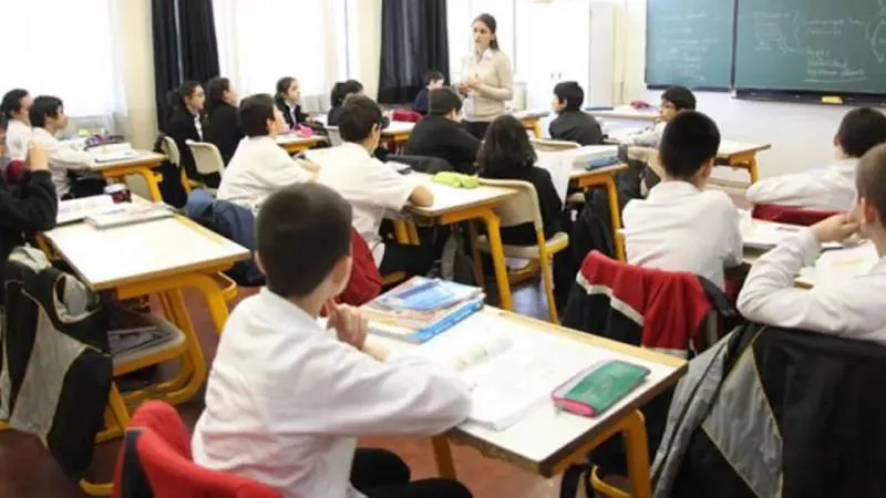 Bakanlıktan valiliklere yazı: Yasal statüsü olmayan okullara giden öğrenciler araştırılacak