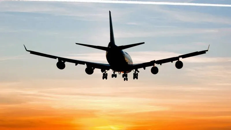 Yakıt krizi büyüyor: Uçak biletlerine zam ve uçuş iptalleri yolda!