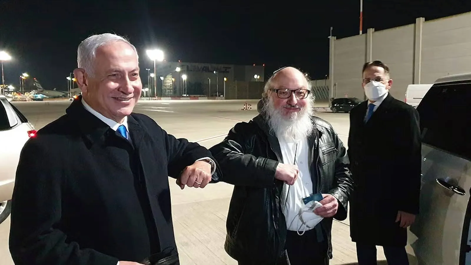 Epstein öldü, Epstein rejimi zirvesinde