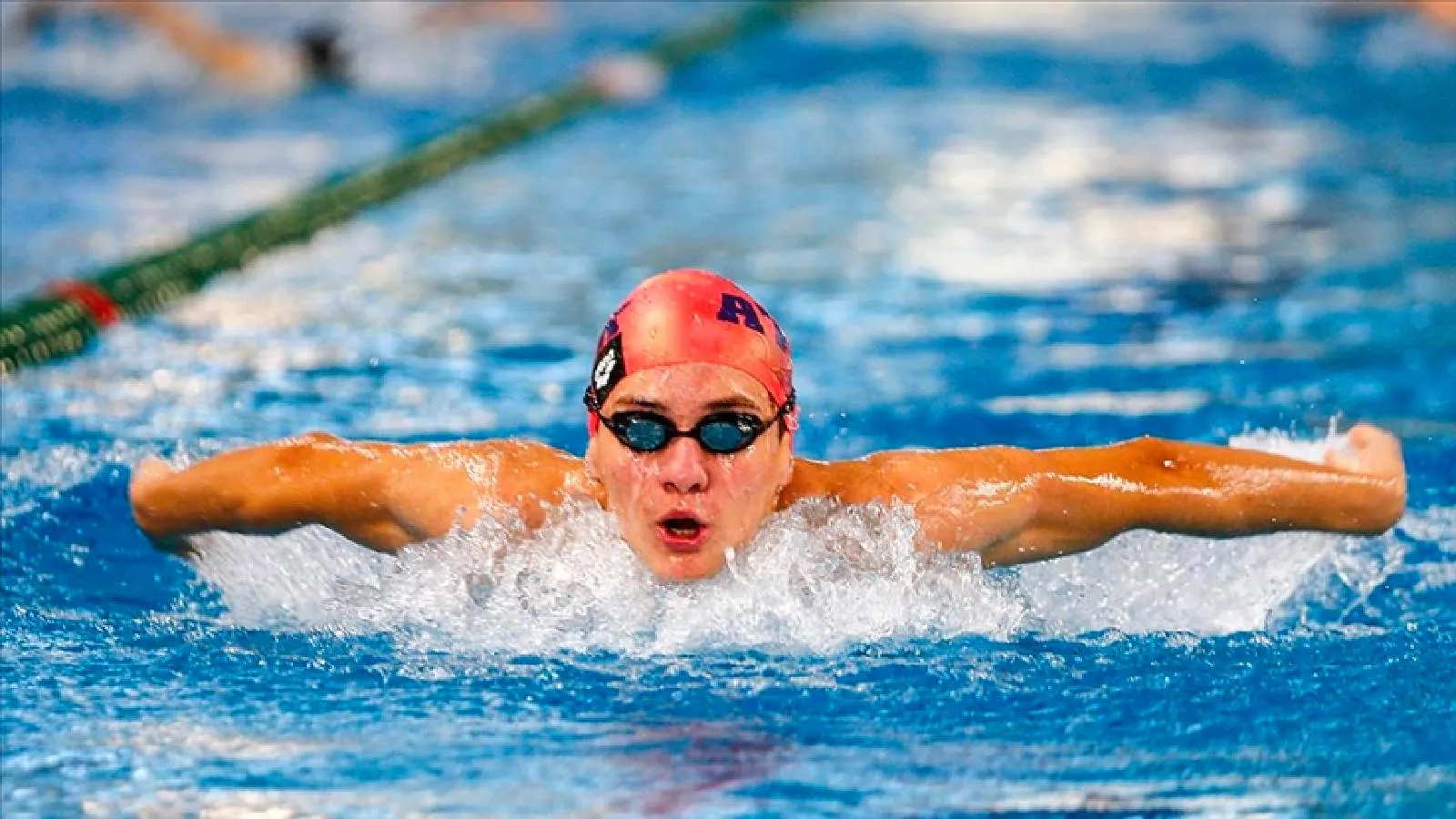 Milli yüzücülerden Multinations şampiyonalarında 9 madalya ve Türkiye rekoru