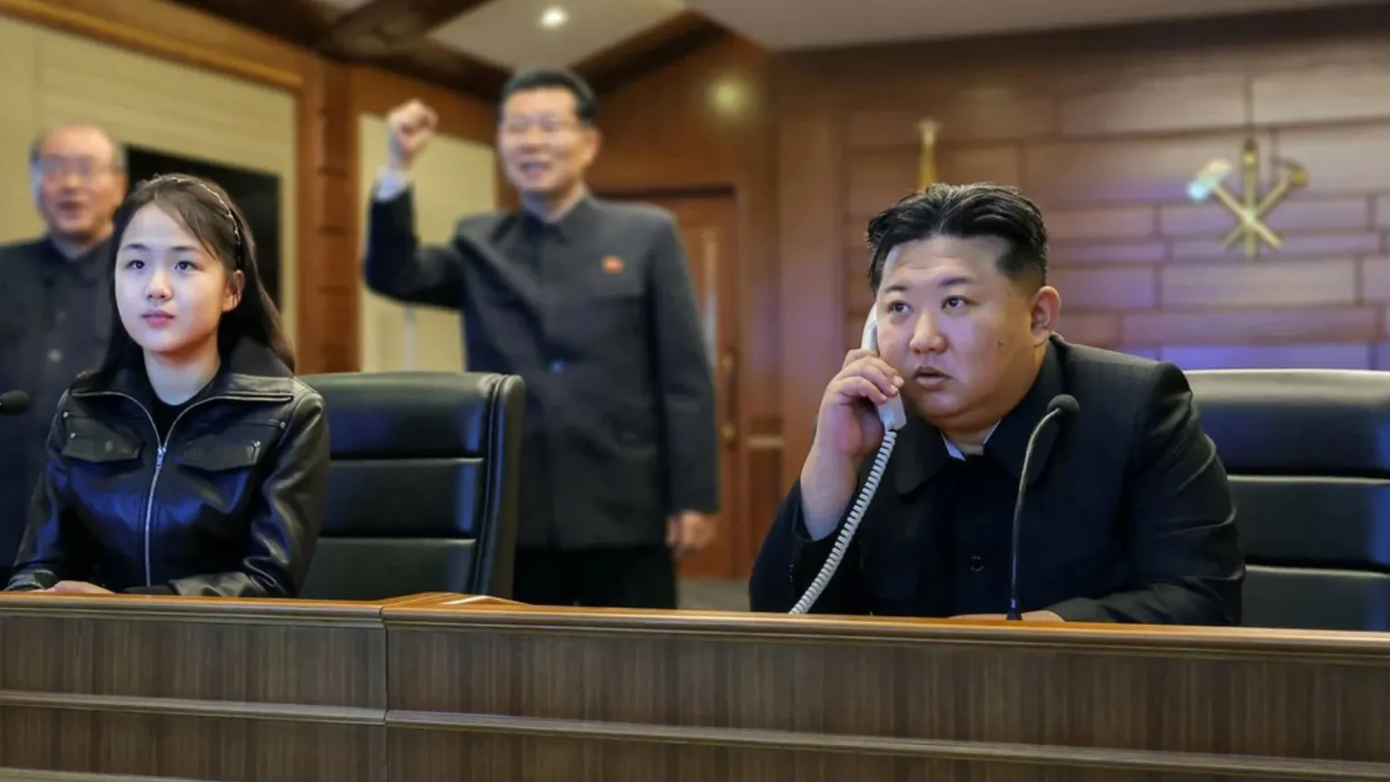 Kuzey Kore'de her bölgede tek adayın çıktığı parlamento seçimleri: Kim Jong-un yüzde 99,93 oyla yeniden zafer kazandı