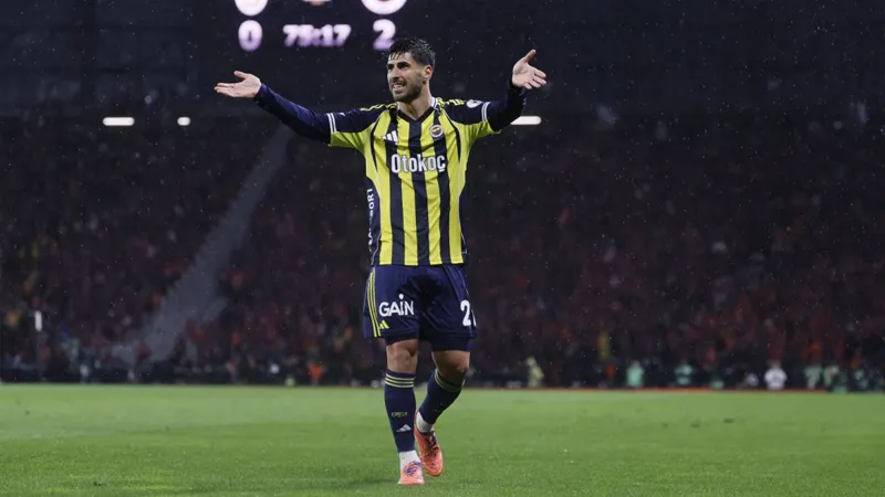 Fenerbahçe'ye derbide Asensio şoku