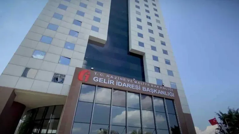 GİB, 2025'te ihbarda bulunan 142 kişiye 12 milyon 91 bin 892 TL 'ihbar ikramiyesi' ödedi