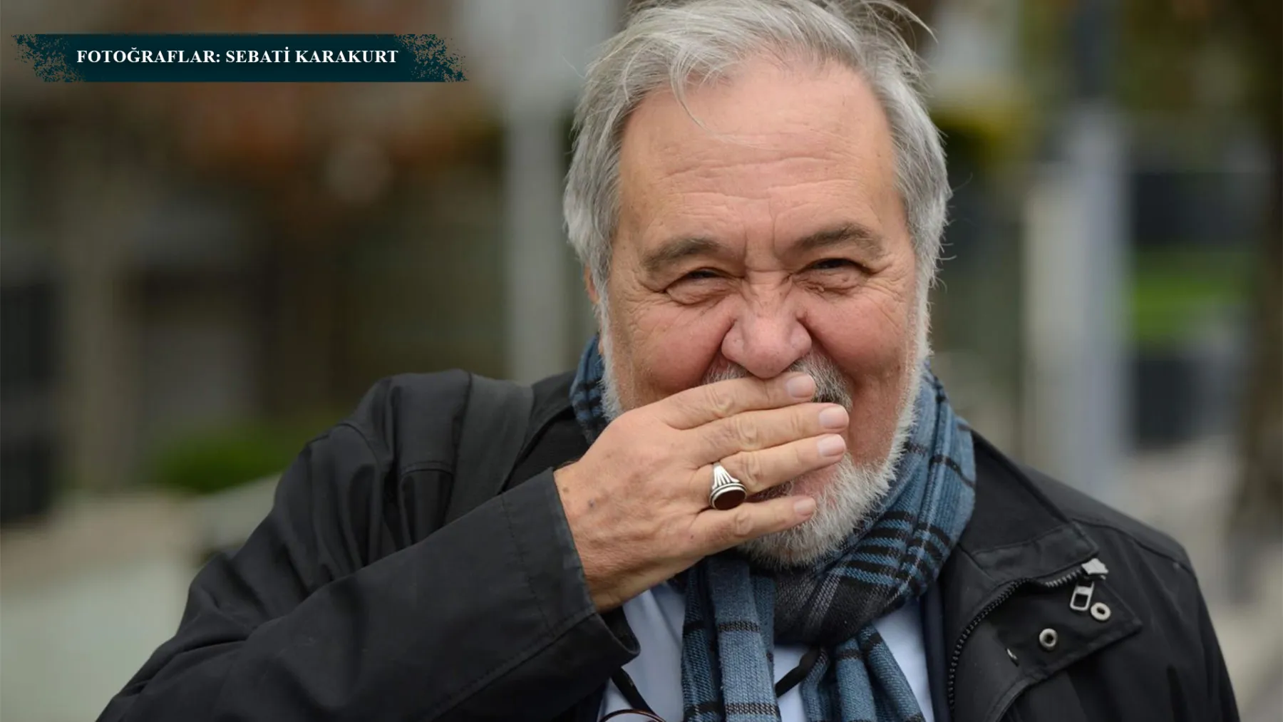 Sarayda, sokakta, çarşıda, pazarda, müzede; görmediğiniz özel fotoğraflarıyla İlber Ortaylı
