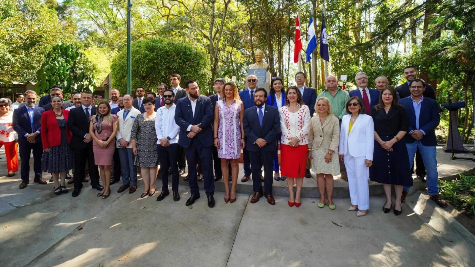 El Salvador'da Türkiye rüzgarı