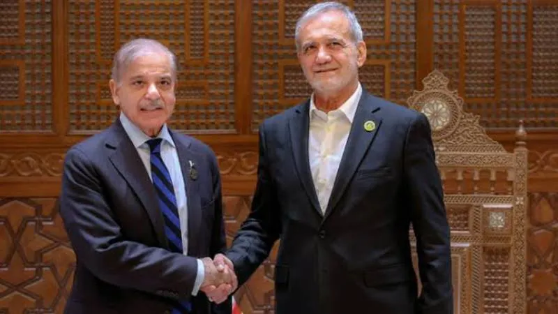 Pezeşkiyan ve Pakistan Başbakanı Şerif telefonda görüştü: Tam güvensizlik ortamının varlığını kabul ediyoruz