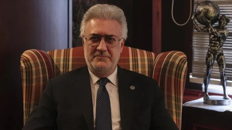 Tamer Karadağlı'ya hakaret ettiği iddia edilen kişiye gözaltı!