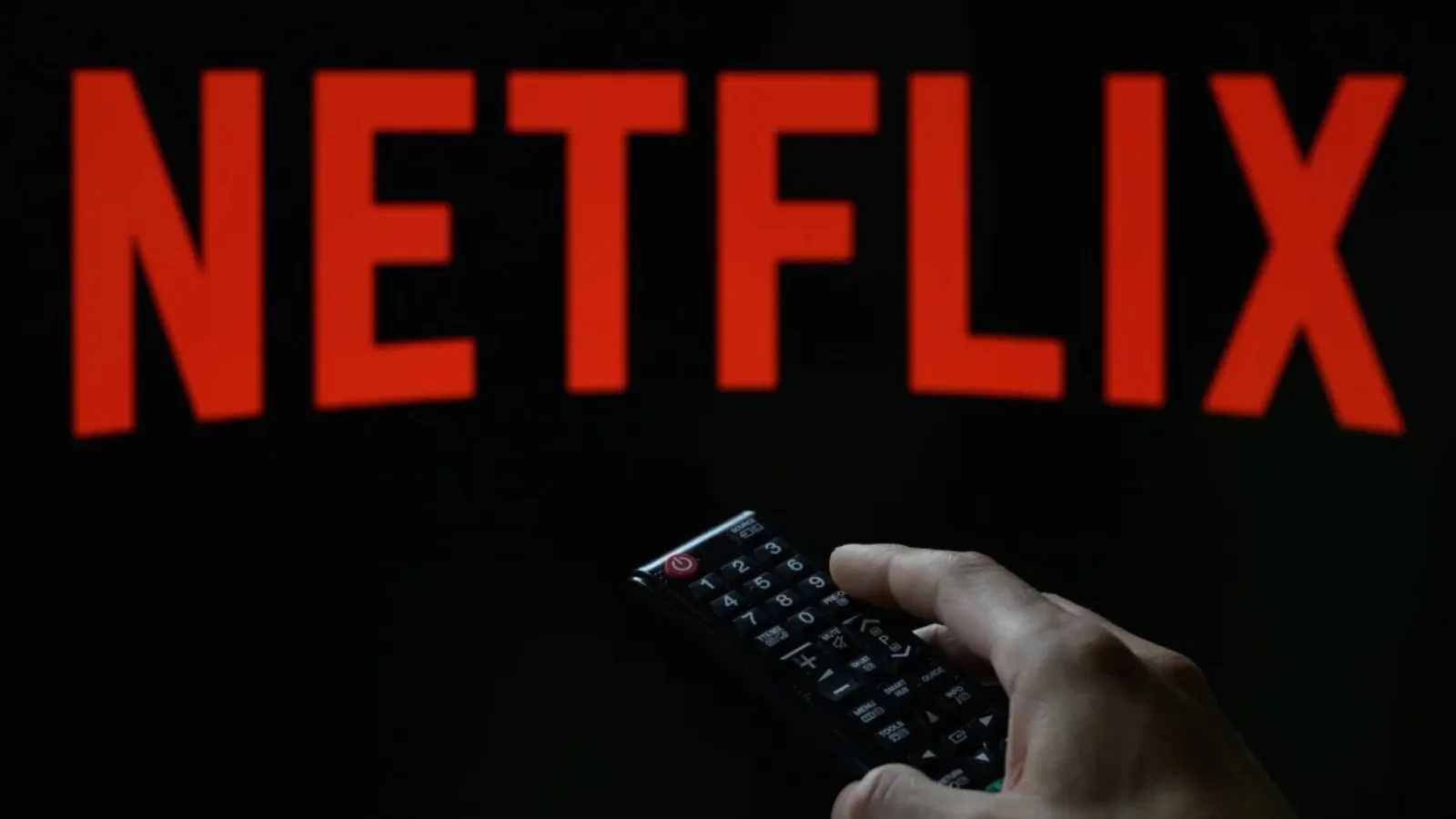 Netflix'ten abonelik ücretlerine zam: Tüm paketlerde fiyatlar arttı!
