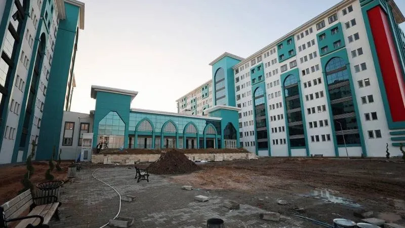Ders takvimi netleşti, öğretmenlerin barınma belirsizliği sürüyor