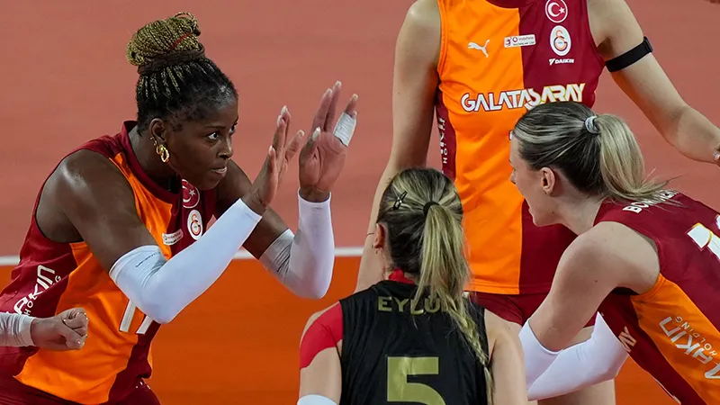 Galatasaray Daikin, CEV Kupası finali ilk maçında Reale Mutua Fenera'yı yıkarak avantajı kaptı