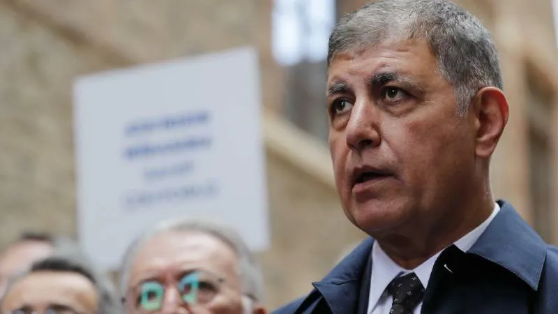 İzmir Büyükşehir Belediye Başkanı Cemil Tugay: İzmirlinin gönlünü kazanmanın yolu İzmir’e hizmet etmektir