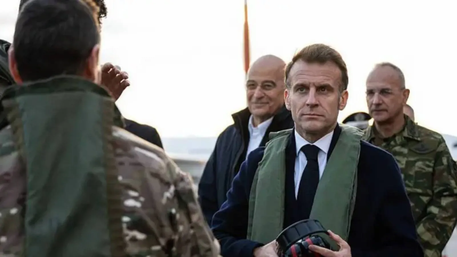 Macron'dan Trump'a: 'Hürmüz Boğazı'nın askeri harekatla açılmasını tercih etmiyoruz'