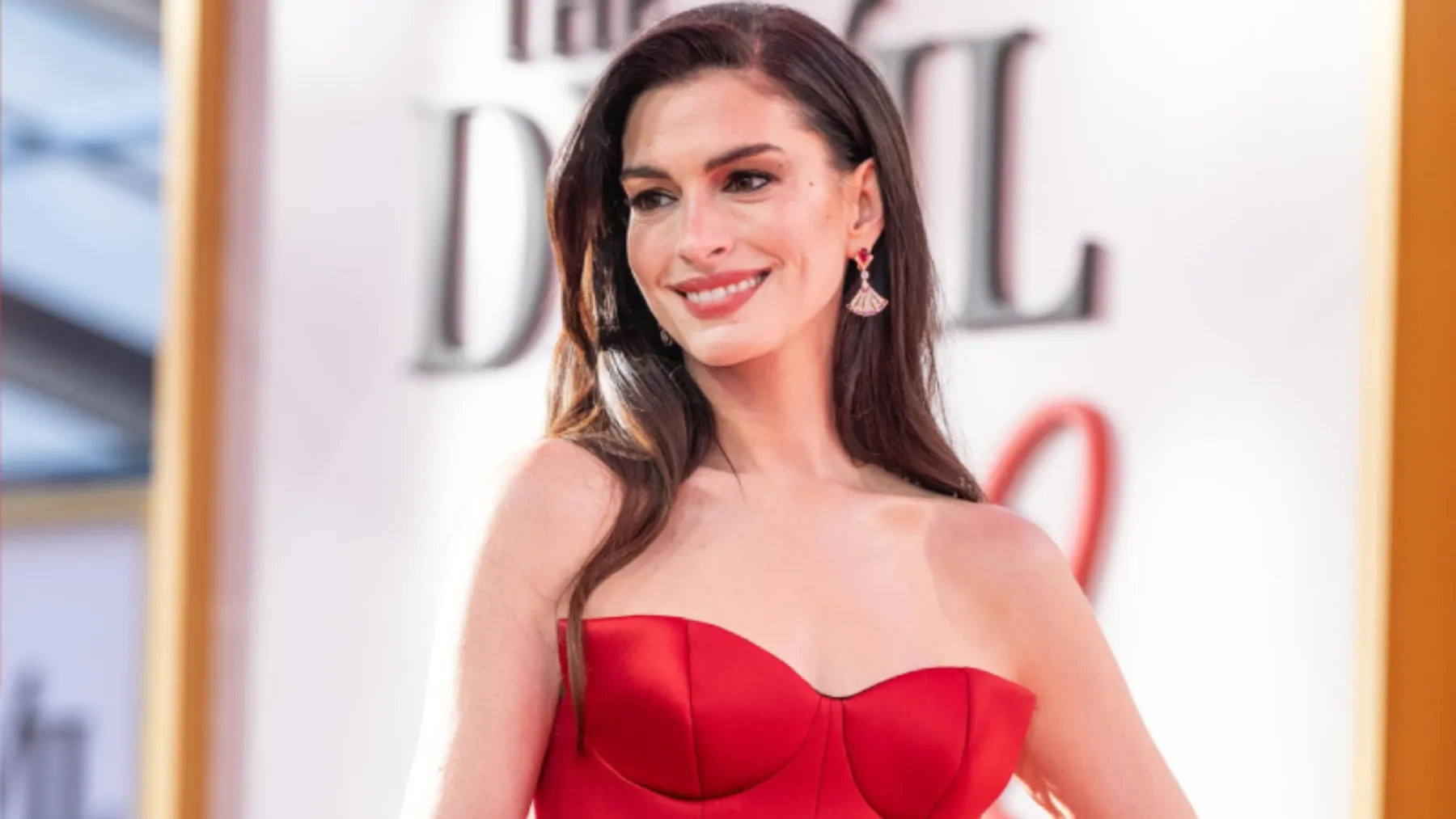 Oscar ödüllü oyuncu Anne Hathaway'den 'İnşallah' yanıtı