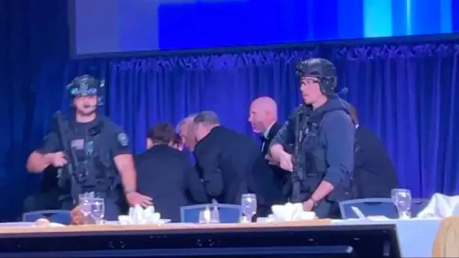 Trump'ın katıldığı yemekte düzenlenen saldırıyla ilgili neler biliniyor?