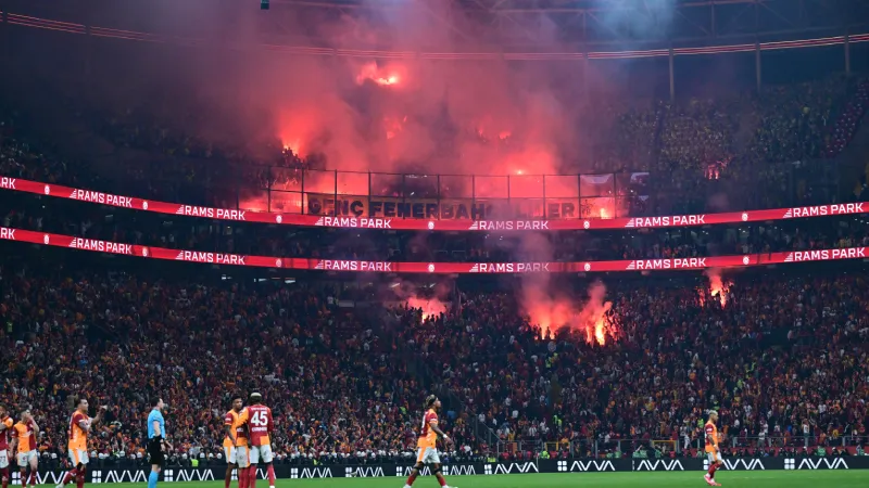 RT @T24spor: Galatasaray'dan derbi sonrası 