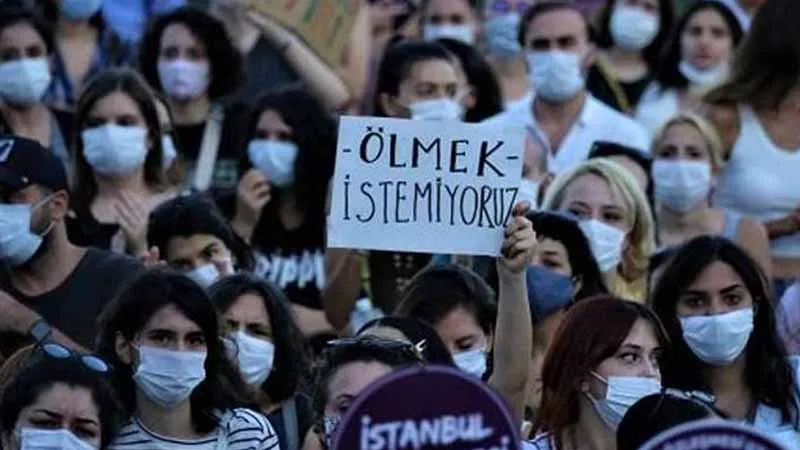 16 yıl dini nikahla birlikte yaşadığı kişi tarafından 30 yerinden bıçaklandı